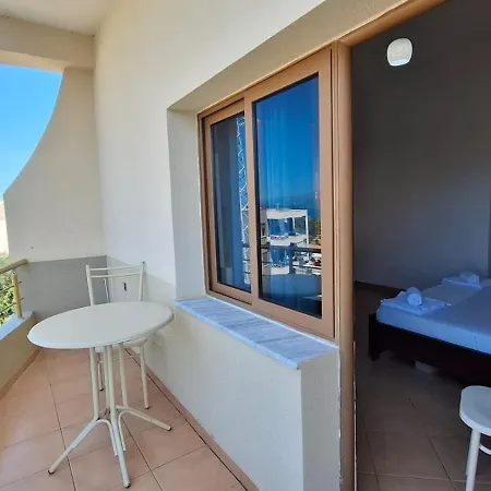 Sirena Hotell Radhimë